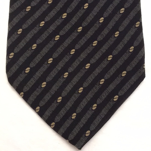Hugo Boss. 100% silk tie. Brand new wo tag. - Picture 2 of 4